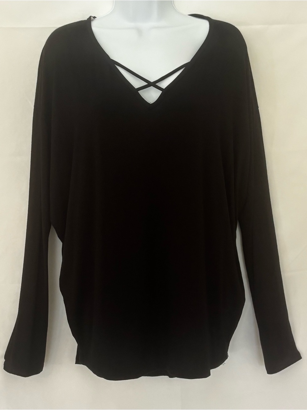 Jolie Los Angeles Criss Cross Long Sleeve Tee NWT Sz M